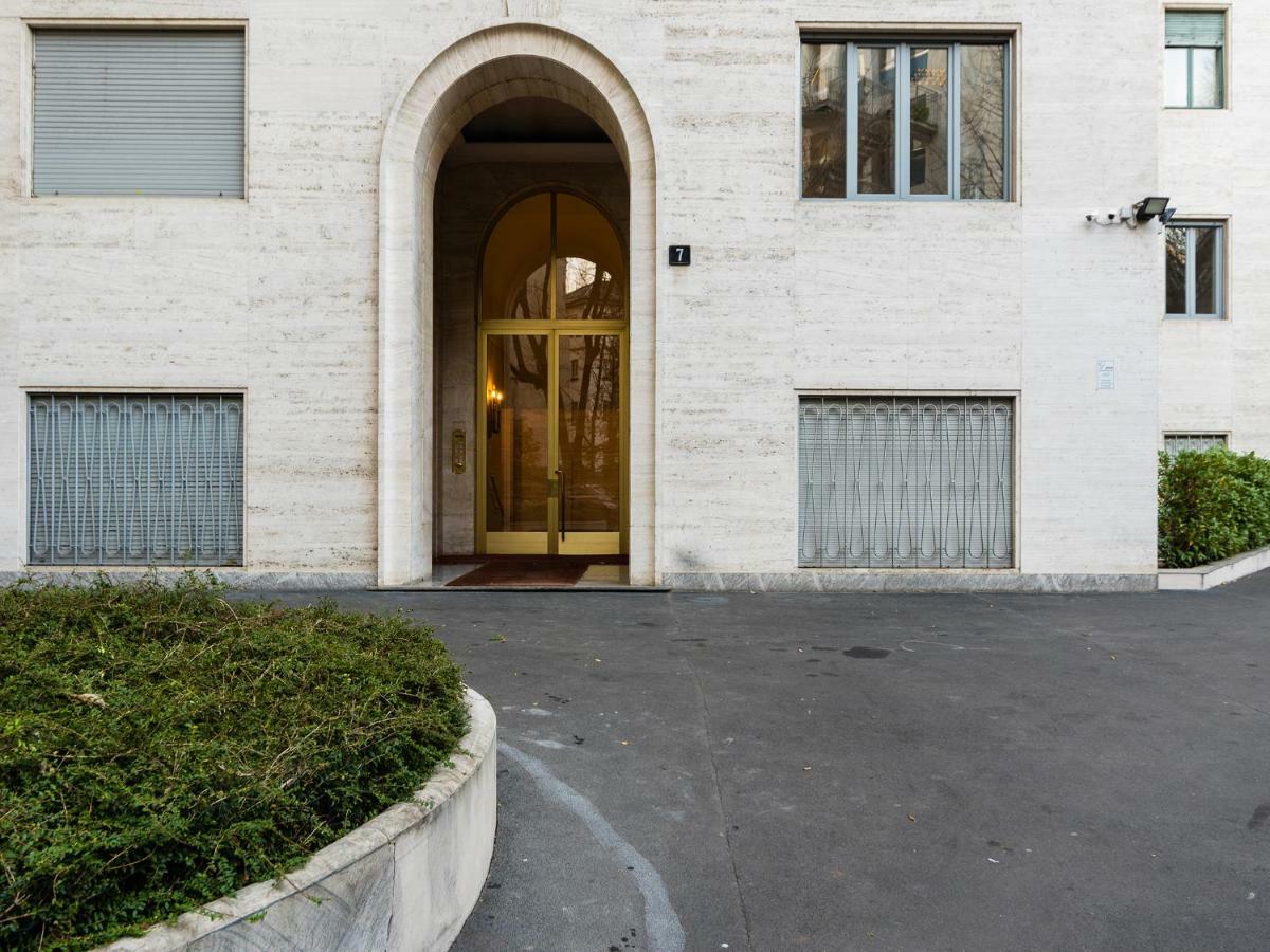 Milano Manzoni Clc Apartments Exterior photo
